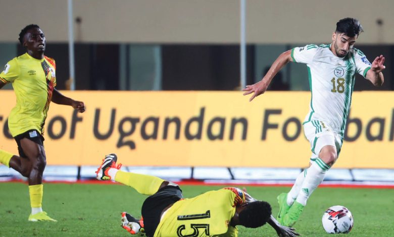 Mohammed Amine Amoura lors du match Ouganda-Algérie